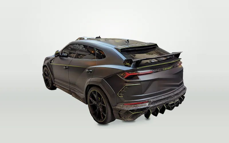 Lamborghini Urus Mansory